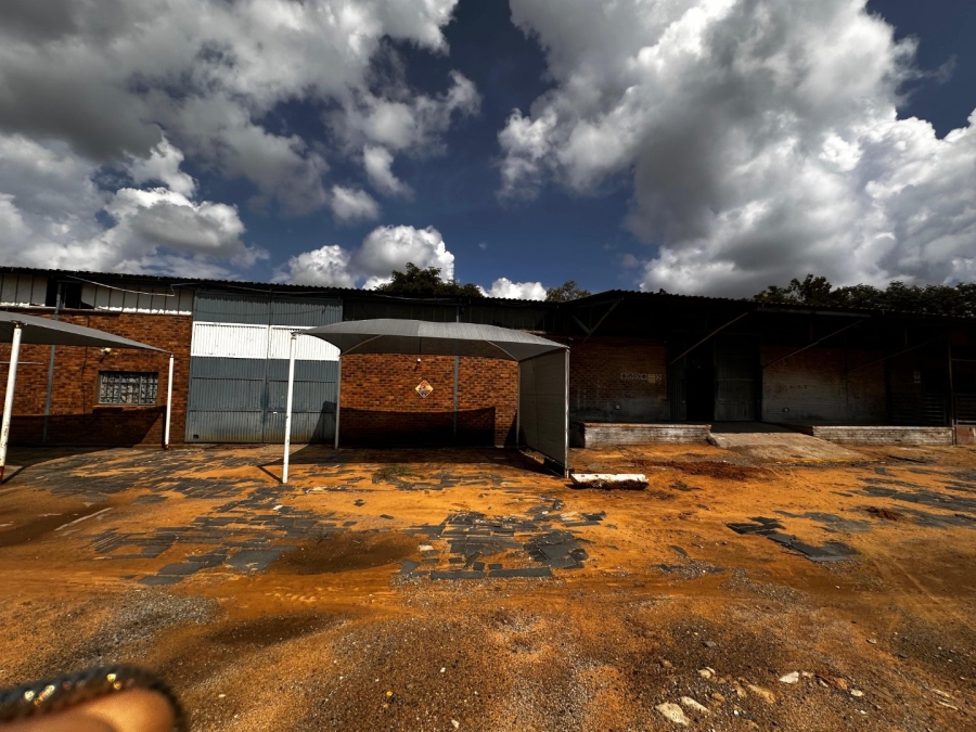 To Let commercial Property for Rent in Klerksdorp Industrial North West